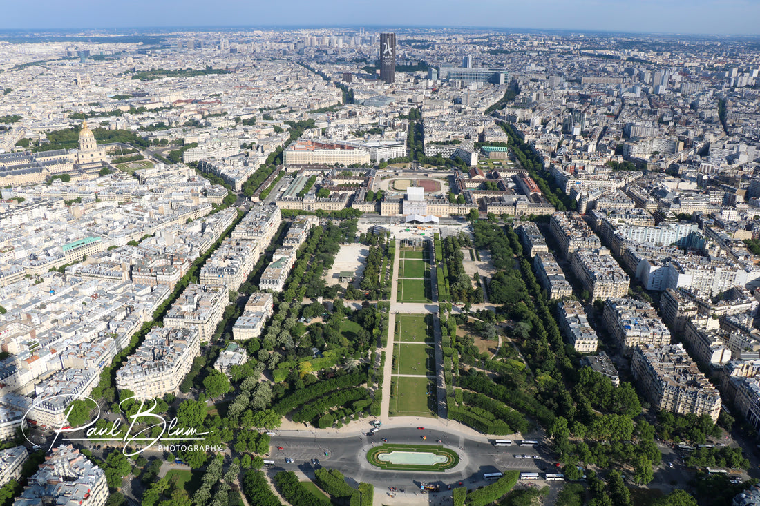 Green Heart of Paris: The Expansive Champ de Mars